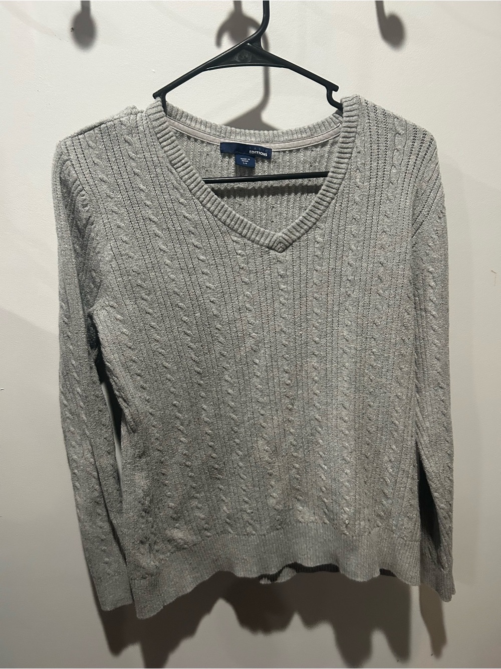 Basic Editions Light Gray Cable-Knit V-Neck Sweater